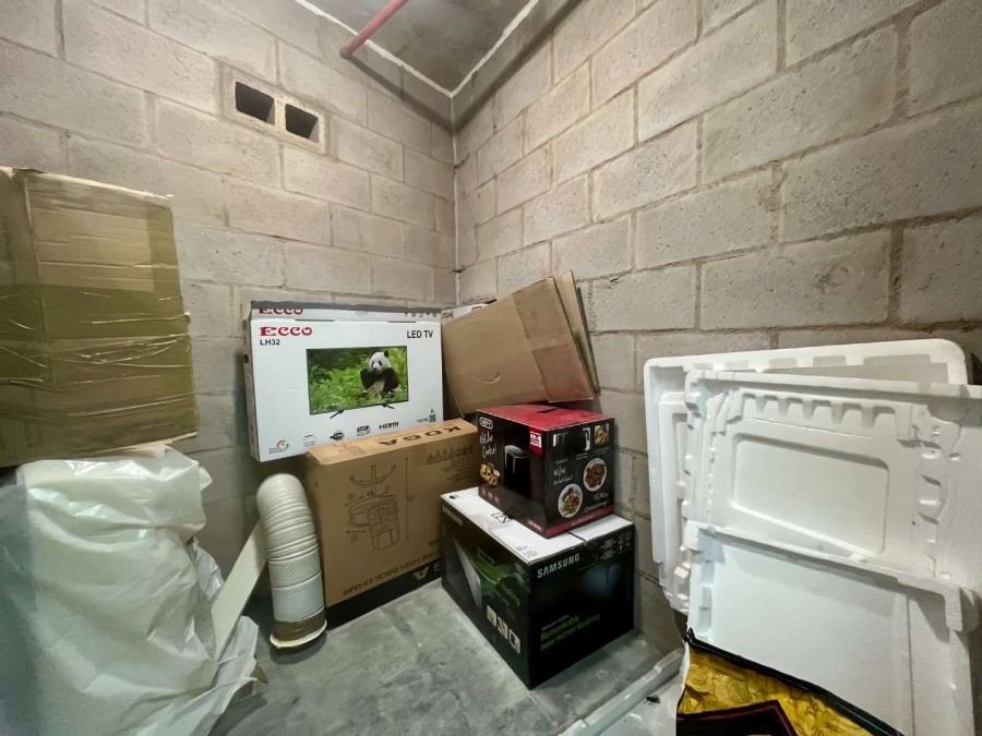 To Let 2 Bedroom Property for Rent in Observatory Western Cape